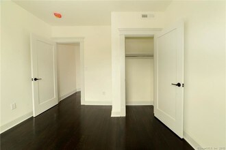 516 Orange St-Unit -31 in New Haven, CT - Building Photo - Building Photo