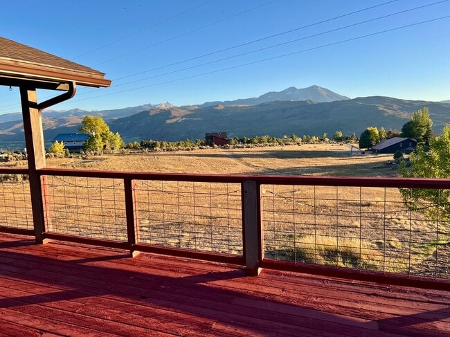 property at 260 Alto Ln