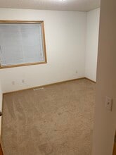 636 Danielson Ct in Maple Lake, MN - Building Photo - Building Photo