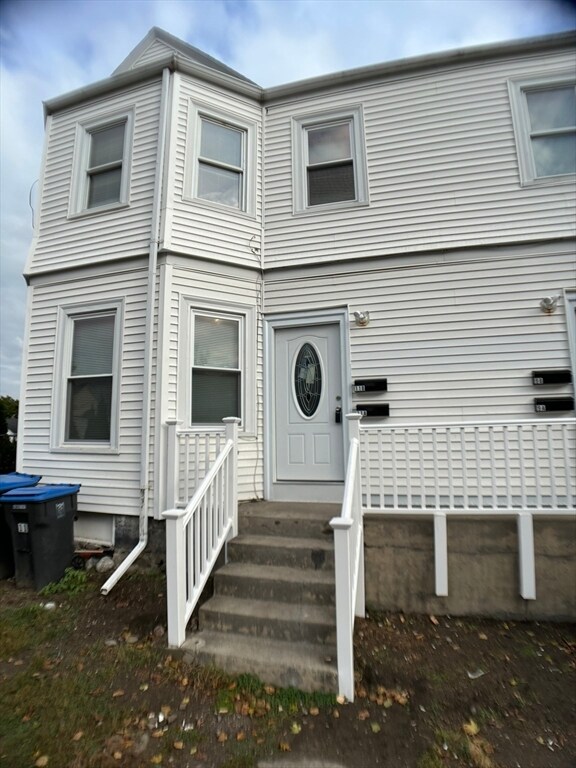11 Foskett Ct in Natick, MA - Building Photo - Building Photo