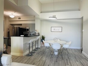 1205 Reserve Way in Naples, FL - Building Photo - Building Photo
