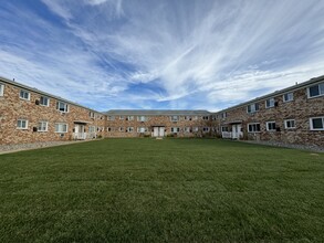 One Ocean Residences in Belmar, NJ - Foto de edificio - Building Photo