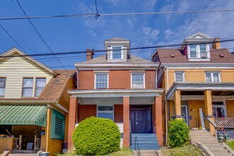 511 Transverse Ave in Pittsburgh, PA - Building Photo - Building Photo