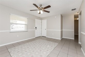 7000 Watseka Ave in Orlando, FL - Building Photo - Building Photo