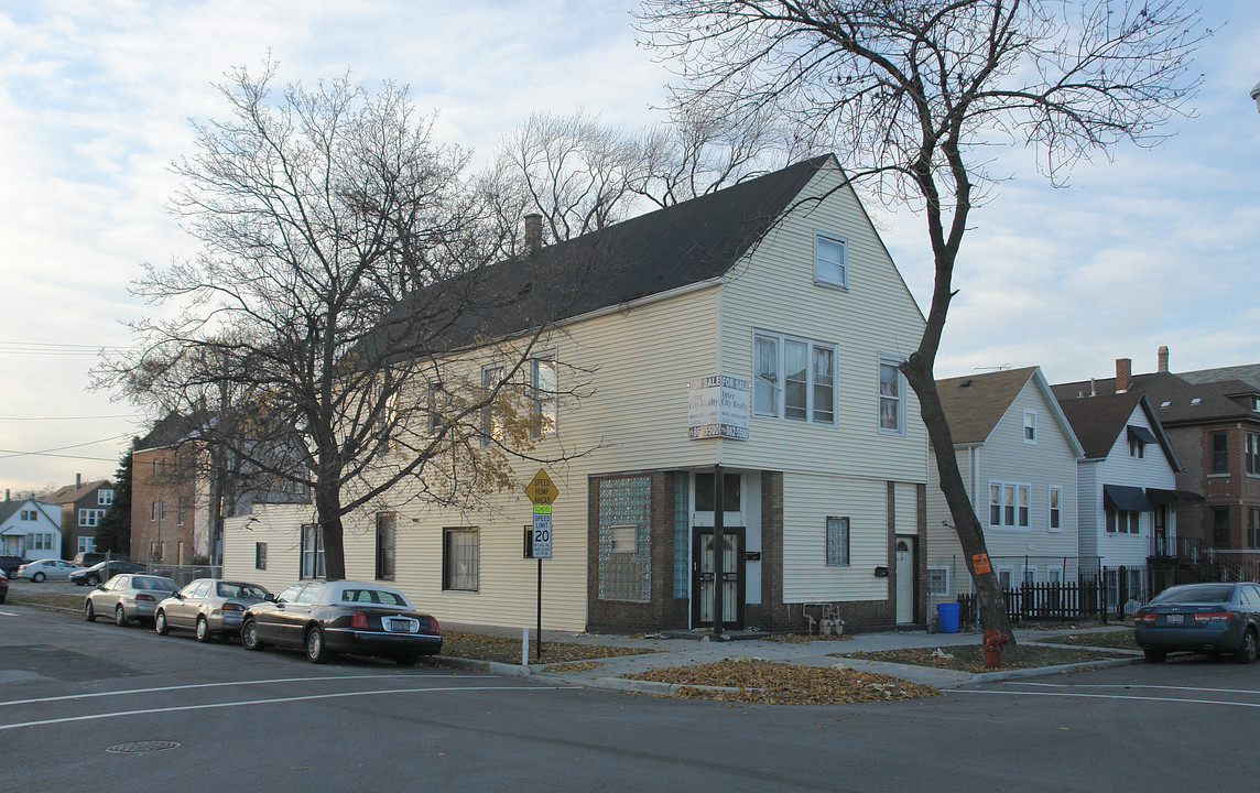 5258 S Hermitage Ave in Chicago, IL - Building Photo