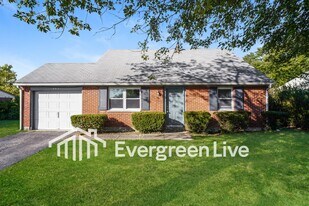 6319 Taylorsville Rd in Dayton, OH - Building Photo