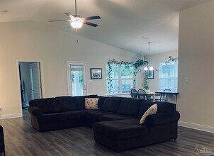 5188 Regalo Dr in Bellview, FL - Building Photo - Building Photo