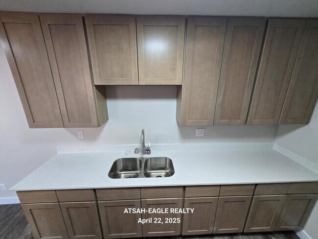 332 Birch St in Page, AZ - Building Photo - Building Photo