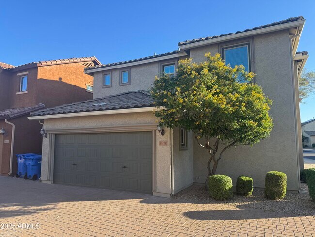 3670 E Zachary Dr in Phoenix, AZ - Building Photo - Building Photo