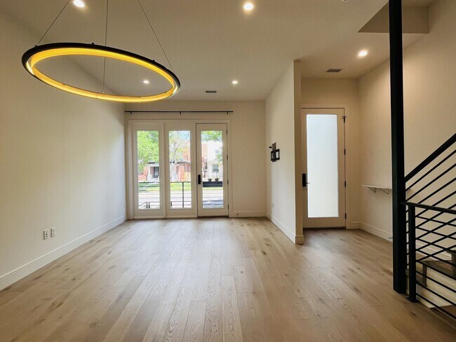 713 S Logan St in Denver, CO - Building Photo - Building Photo