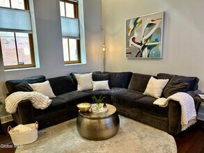 5 Spring St in Saratoga Springs, NY - Building Photo - Building Photo