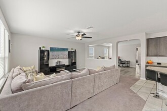 2318 Themis Wy, Unit STU in San Antonio, TX - Building Photo - Building Photo