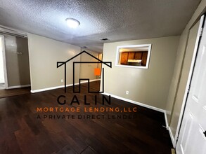 815 Davis Ave in Garden City, GA - Foto de edificio - Building Photo
