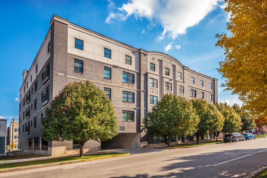 Midtown Lofts in Bloomington, IN - Foto de edificio