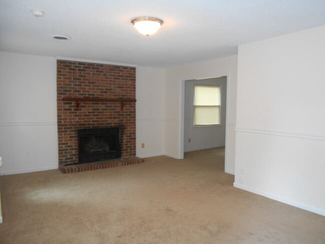 316 Avery Pl Dr in Columbia, SC - Building Photo - Building Photo
