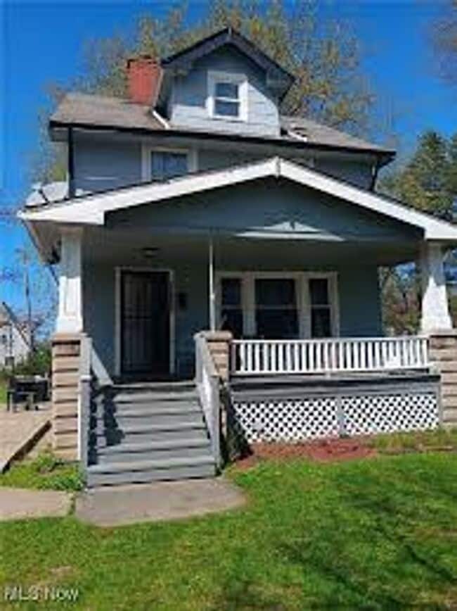 property at 14813 Alder Ave