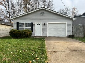 3906 Dunbar Ave in New Albany, IN - Building Photo