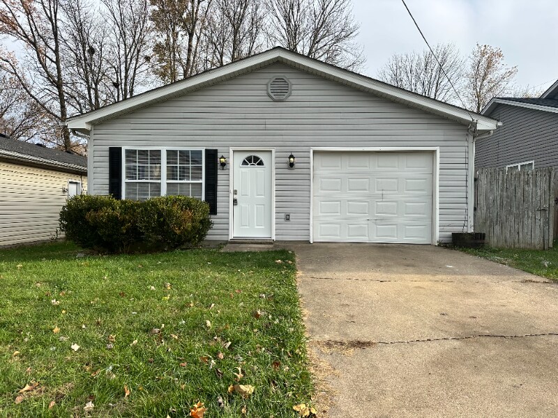 3906 Dunbar Ave in New Albany, IN - Foto de edificio