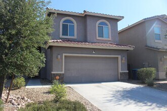 19810 W Woodlands Ave in Buckeye, AZ - Foto de edificio - Building Photo