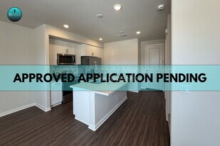 9154 Teralina Cir in Riverside, CA - Building Photo