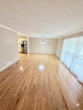 300 Quailwood Dr in Athens, GA - Building Photo - Building Photo