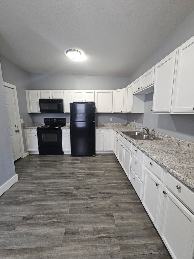 property at 1431 W 4th St