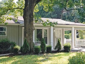 1390 Park Ave NW in Cleveland, TN - Building Photo