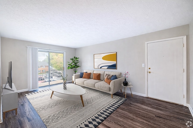 Blue Ridge Apartments in Verona, VA - Foto de edificio - Building Photo