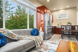 914 16th Ave, Unit SI ID1324827P in Seattle, WA - Building Photo