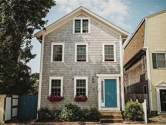 12 Callender Ave in Newport, RI - Building Photo