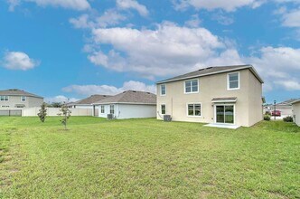 16336 Little Garden Dr in Wimauma, FL - Building Photo - Building Photo