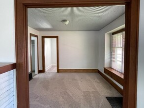 536 Pleasant St in Ashland, OH - Building Photo - Building Photo