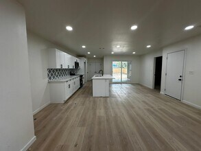 1712 Brake Dr in Carrollton, TX - Building Photo - Building Photo