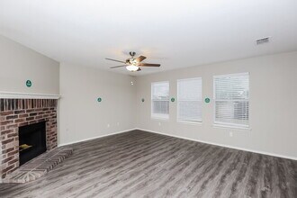 2308 Overlook Ln in Denton, TX - Foto de edificio - Building Photo