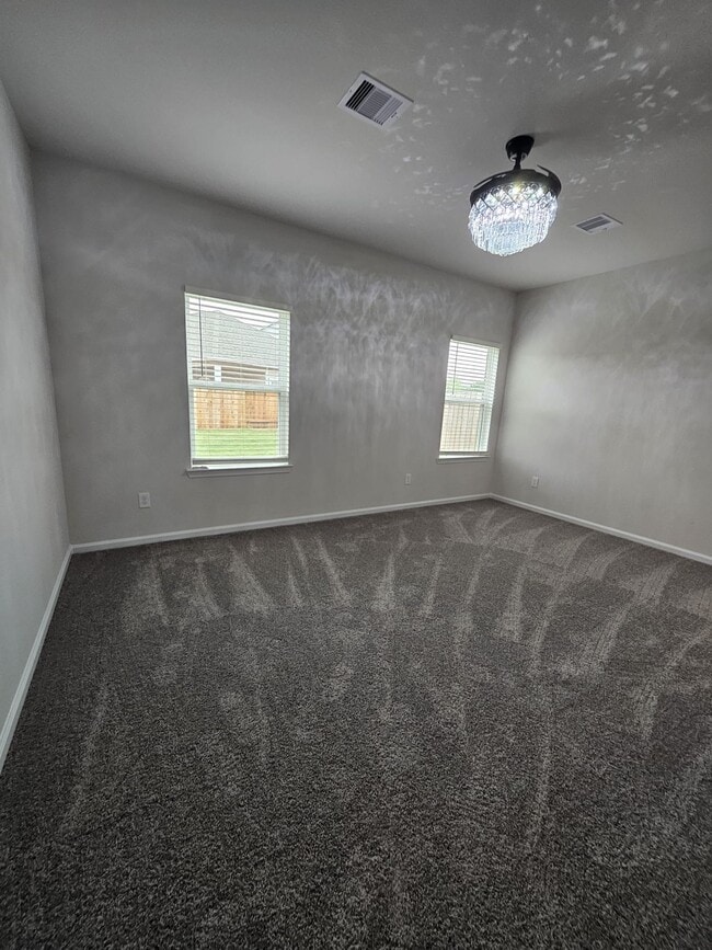 property at 2727 Crest Creek Ln