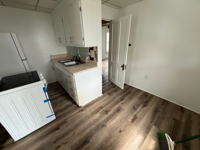 167 Salem St, Unit 1 in Port Ewen, NY - Building Photo - Building Photo