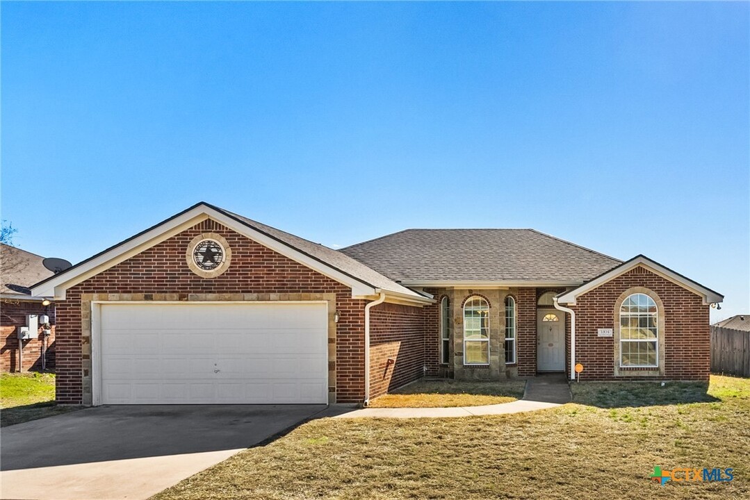 1304 Trailboss Dr in Killeen, TX - Building Photo