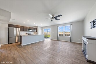 1234 Violet Ct. in Joliet, IL - Building Photo - Building Photo