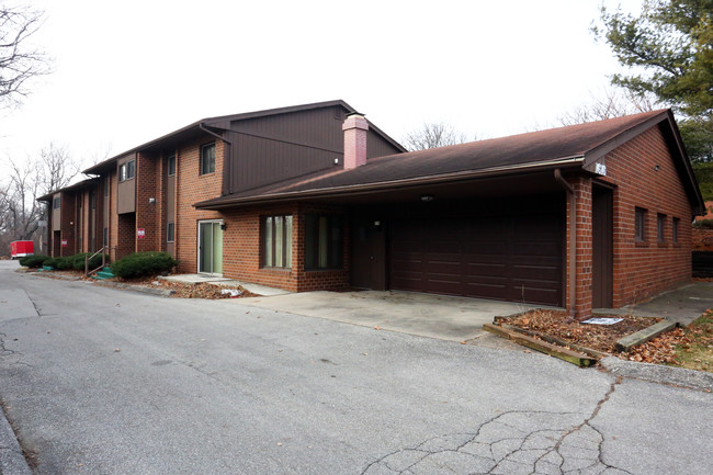 1616 Vine St in West Des Moines, IA - Foto de edificio - Building Photo