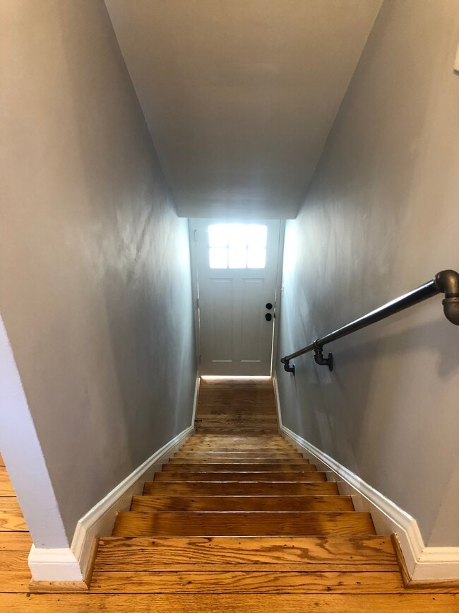 5513 Ashbourne Rd, Unit B in Arbutus, MD - Building Photo - Building Photo