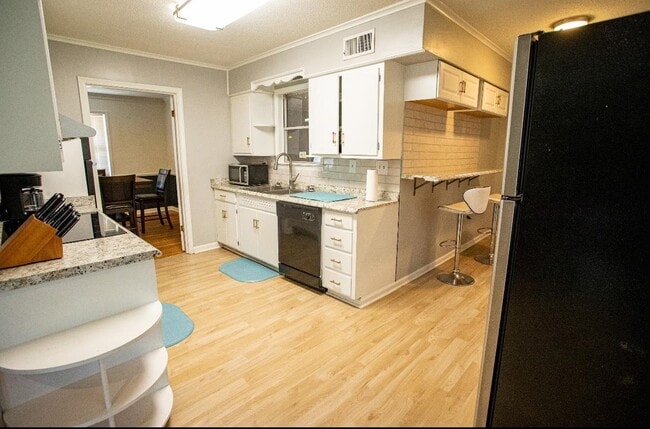 1102 Whitaker Cove in Memphis, TN - Building Photo - Building Photo