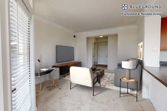 1299 Corporate Dr in Westbury, NY - Building Photo - Building Photo