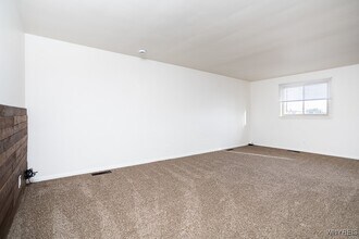 954 Brighton Rd in Tonawanda, NY - Building Photo - Building Photo