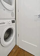 130 1st Ave in New York, NY - Building Photo - Building Photo