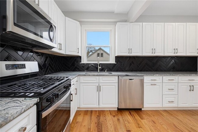 148 Evergreen St in Providence, RI - Building Photo - Building Photo