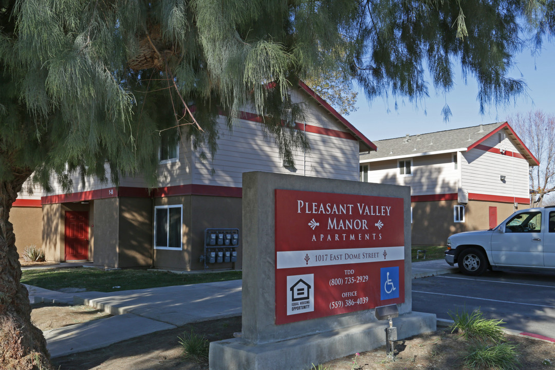 Pleasant Valley Manor in Avenal, CA - Foto de edificio