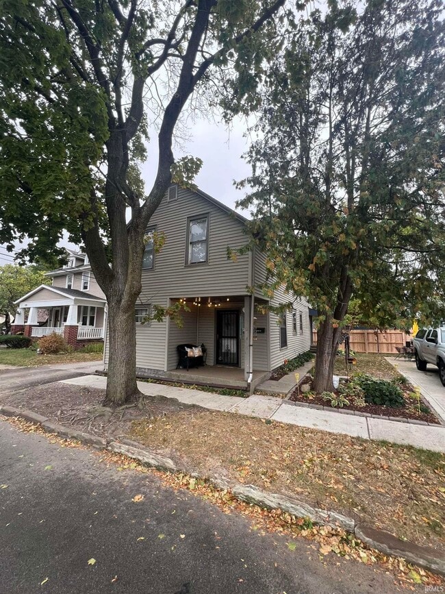 property at 1214 Delaware Ave