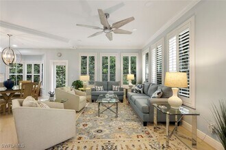 269 Colonade Cir in Naples, FL - Building Photo - Building Photo