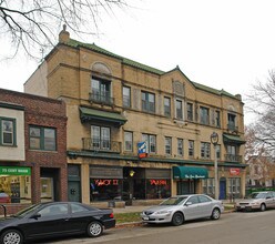Van Lyon Apartments in Milwaukee, WI - Building Photo - Building Photo