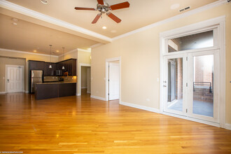 2730 N Ashland Ave in Chicago, IL - Building Photo - Building Photo